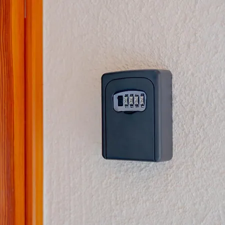 Gemuetlich - Modern - 2 Maisonette Lägenhet